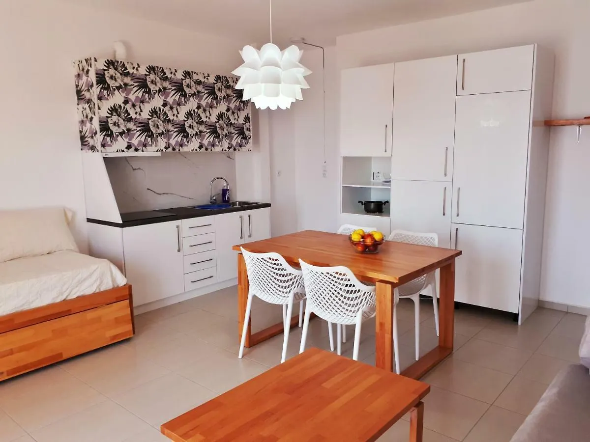 Sarande Bay Apartment 1+1 Albania