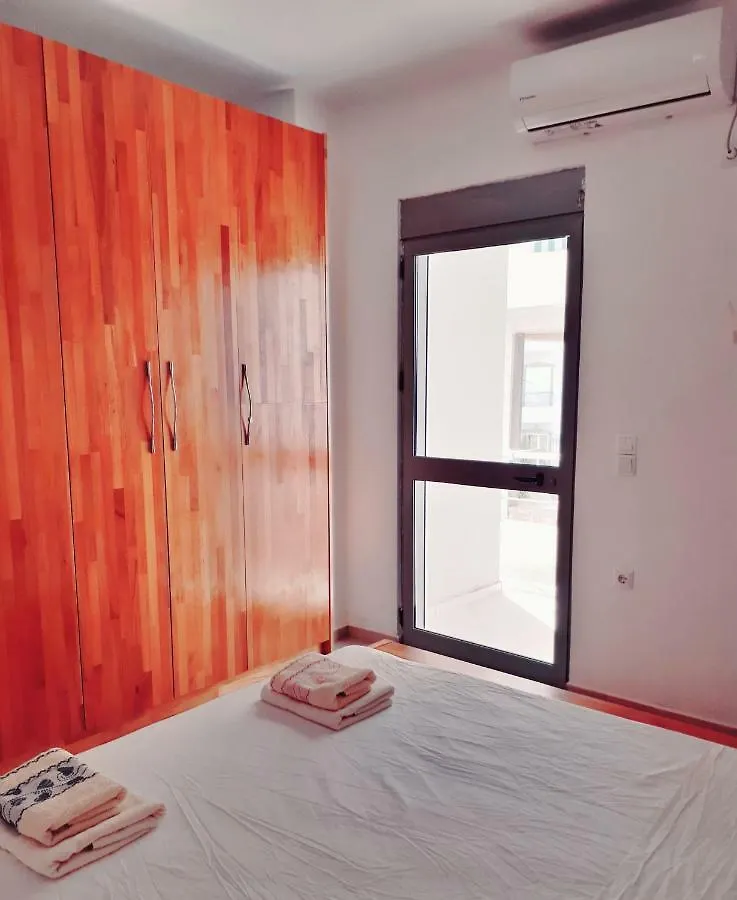 Sarande Bay Apartment 1+1 0*,  Albania